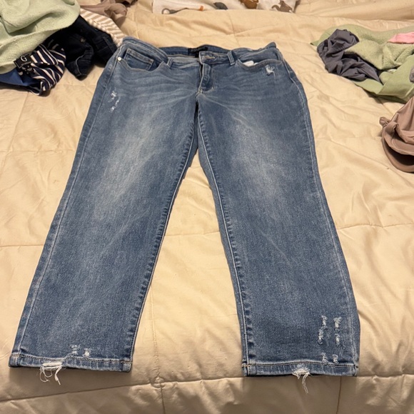 Judy Blue Denim - Judy Blue Distressed Straight Leg Jeans - Blue